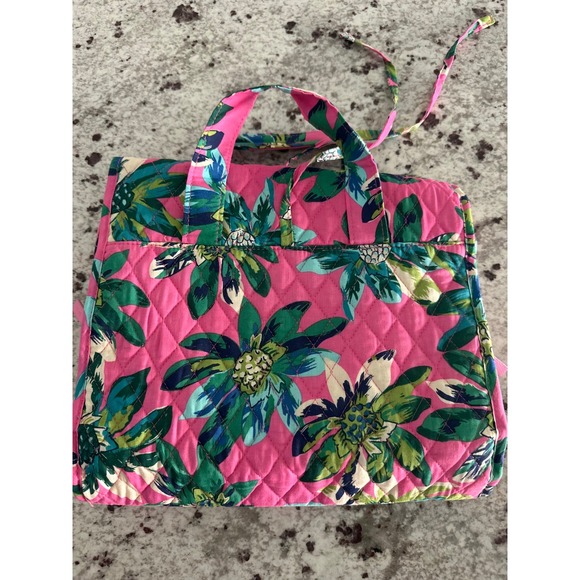Vera Bradley Handbags - Vera bradley tropical paradise hanging traveling organizer cosmetic toiletry bag